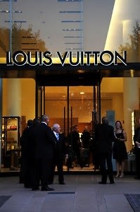 LL Cool J & Details Magazine Take On Manhasset&#39;s Louis Vuitton