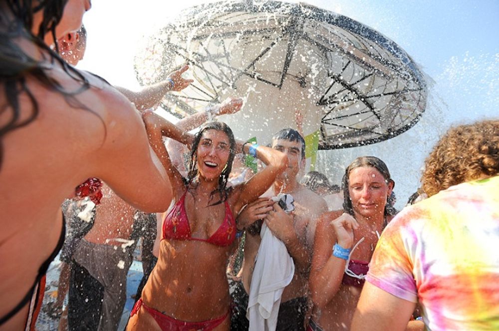Bonnaroo 2011 In Pictures