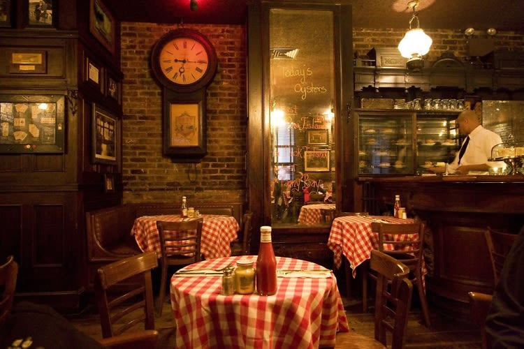 Retro Restaurants: 8 Of The Best Throwback Dining Spots In NYC