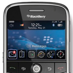 The Blackberry Bold Looks Sexy