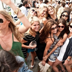 It's Officially Summer Again: Day & Night Yacht Party At The Hamptons