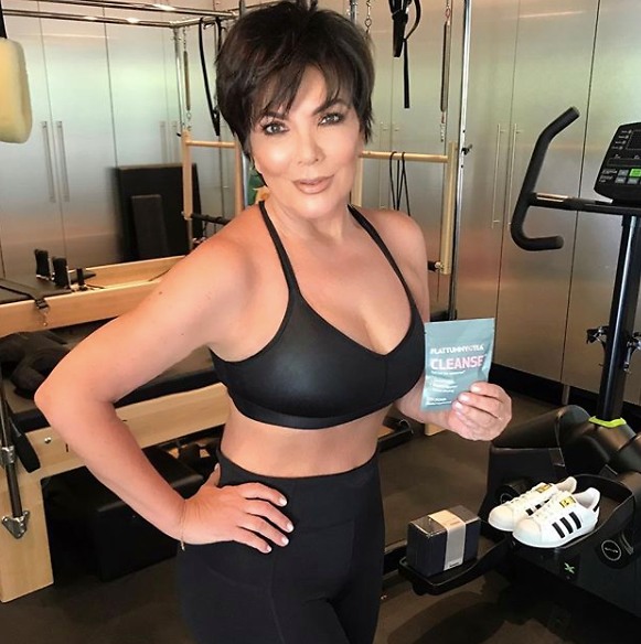 Body hot moms Kris Jenner S Guide To Social Media