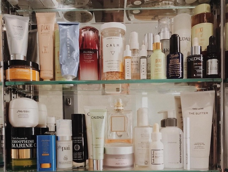 Shop Lorna Luxe's Winter Skincare Shelfie - Grazia Daily