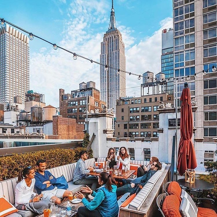 The Best NYC Rooftop Bars For Drinks With A View This Spring