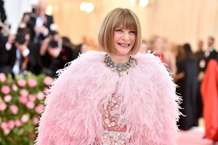 Anna Wintour's Met Gala Gown Was One Of The Last Designed By Karl Lagerfeld