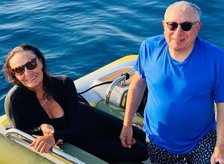 DVF's Swimsuit Selfie Is Serious Life Goals