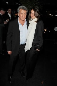 Dustin Hoffman, Anne Byrne Hoffman 