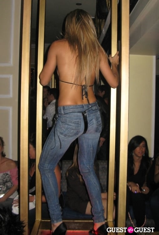New Lows: Thongs Over Jeans For The Sitch