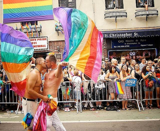 Best 2k I Ever Spent Photos Crowds Celebrate Victory At Nyc Gay