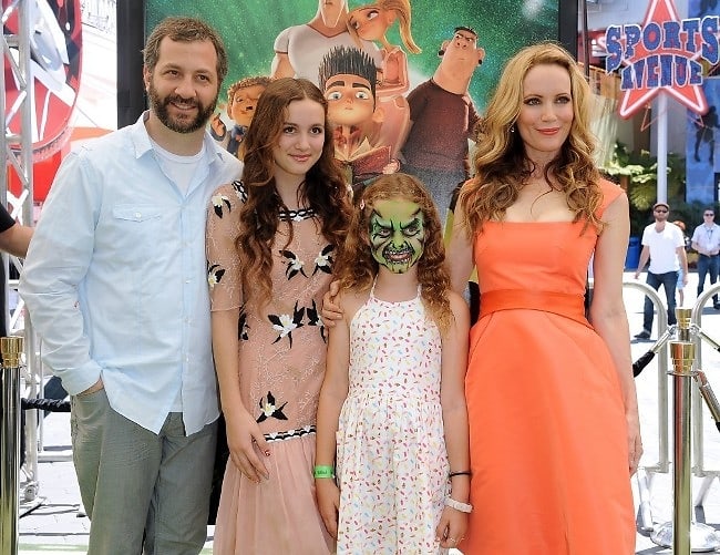 There's a New Fashion Family in Town: Maude and Iris Apatow and