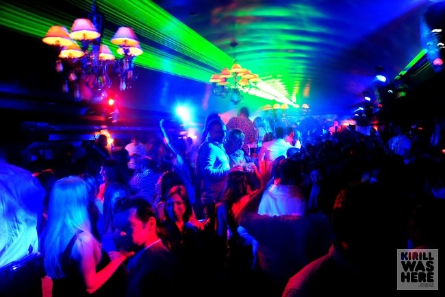 The 2013 Official Hamptons Nightlife Guide