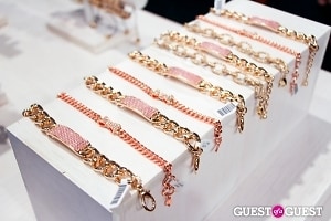  BaubleBar End of Summer Sample Sale