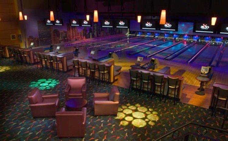 Bowlmor Chelsea Piers