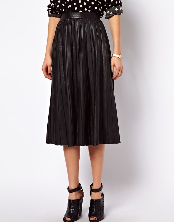 Our Guide To Wearing Midi Skirts This Season