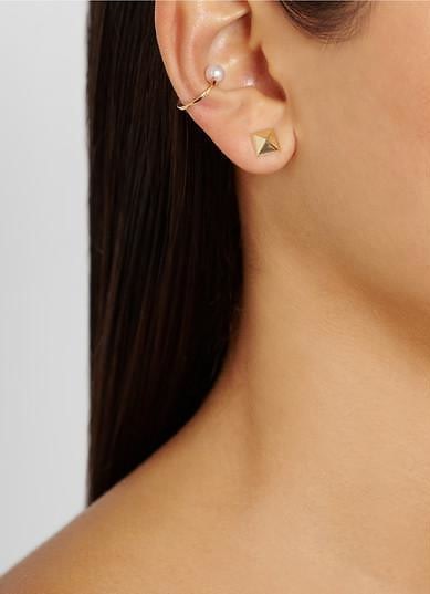 Emma Deux 14-karat gold pearl ear cuff