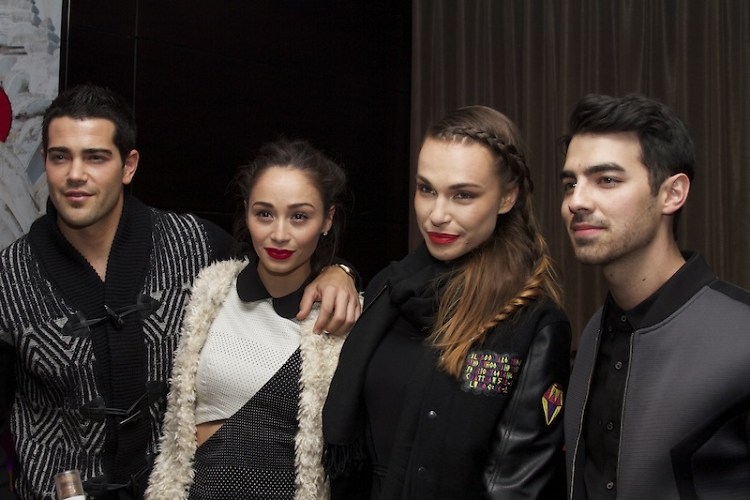 Jesse Metcalfe, Cara Santana, Blanda Eggenschwiler, Joe Jonas