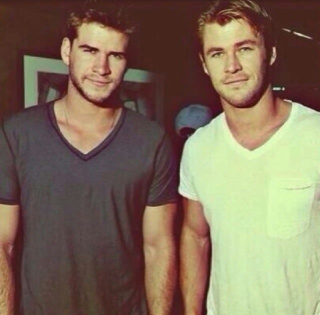 Liam Hemsworth, Chris Hemsworth