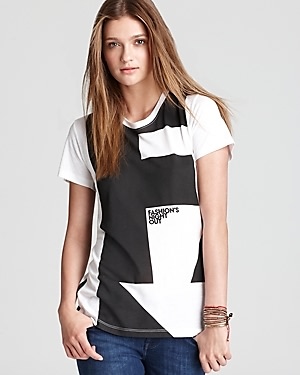 Cfda Foundation Fashion's Night Out Short Sleeve Graphic Tee