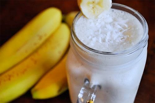 Bobby Flay's Coconut-Banana Colada