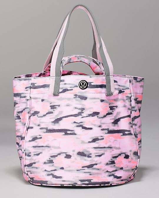 lululemon beach bag