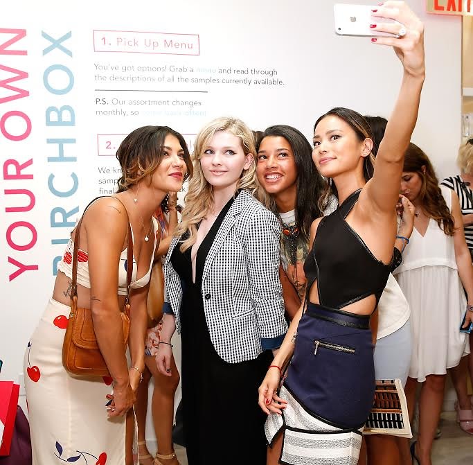 Jessica Szohr, Abigail Breslin, Hannah Bronfman, Jamie Chung