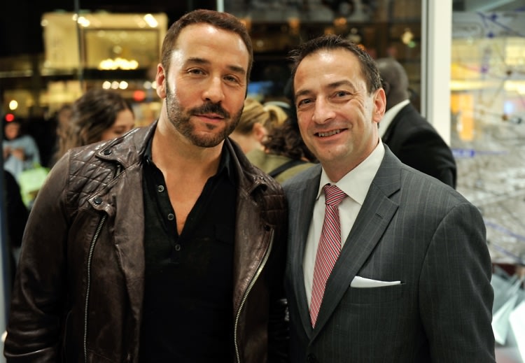 Jeremy Piven, Rob Cochrane