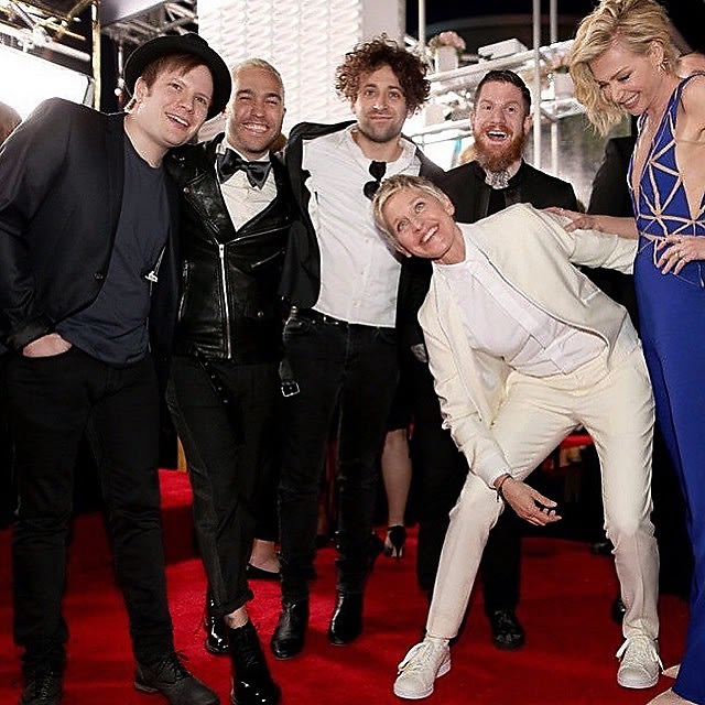 Andy Hurley, Peter Wentz, Patrick Stump, Joe Trohman, Ellen Degeneres, Portia de Rossi