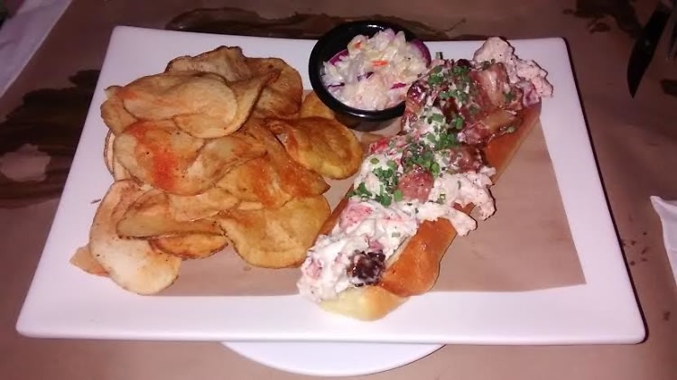 BarBacon: Bacon Lobster Roll