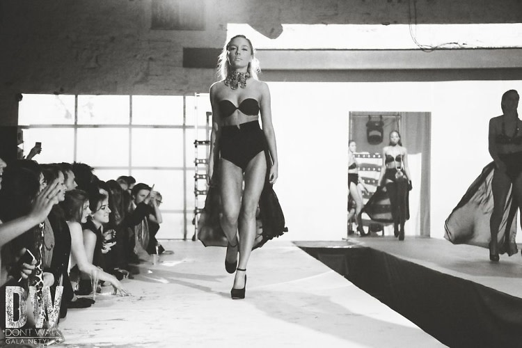 Inside The 2014 DONT WALK Charity Fashion Show 