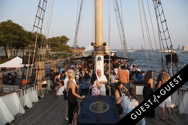 Select Sunset Sail 2015