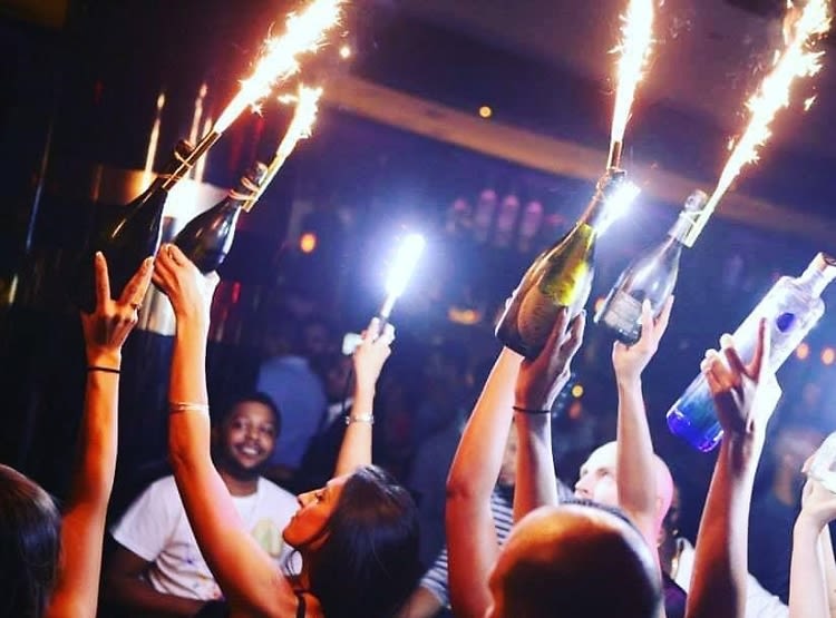How To Book The Best Bottle Service In Miami