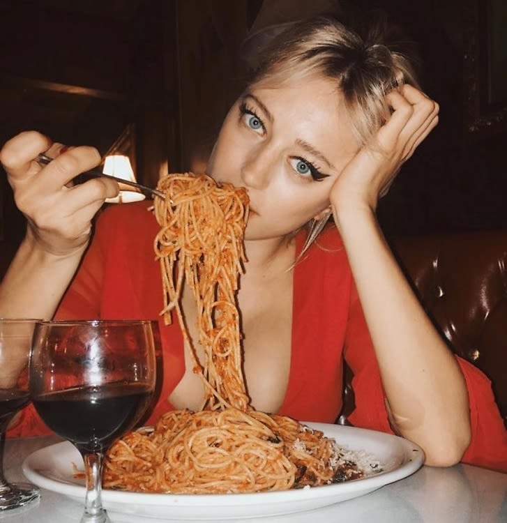 Forget The French Girl Diet, Here's How To Eat Like A Hot Italian Woman