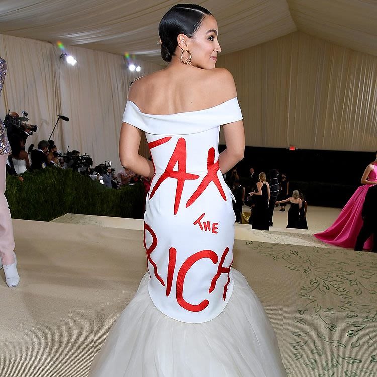 These Politically-Charged Met Gala Looks Made A *Literal* Statement On ...