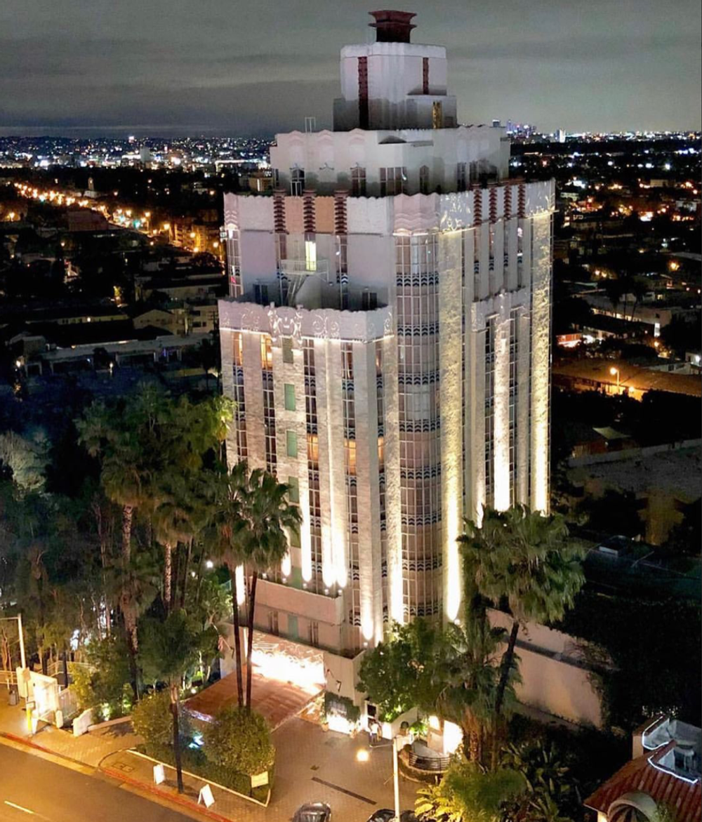 The Torch Has Passed At Sunset Tower... And At San Vicente Bungalows? - Vimarsana News