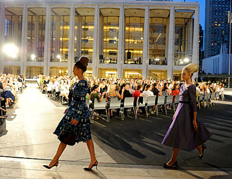 how much does new york fashion week cost