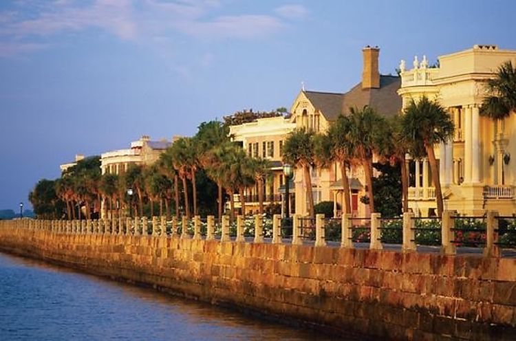 Our Summertime Guide To Vacationing In Charleston