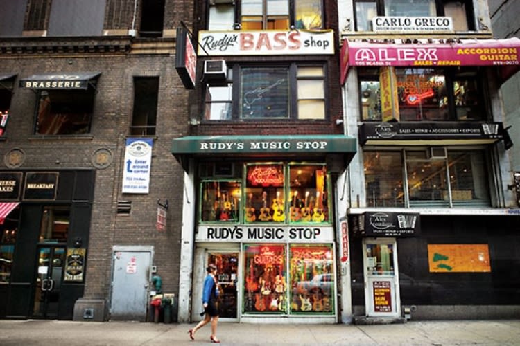 Old School NYC: 8 City Staples To See Before They're Gone