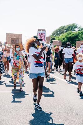 tanish lindsay in A-Listers Join Montauk's Love At The End March For Black Lives Matter