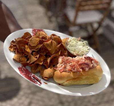 Market Price Madness! The Cost Of Every Lobster Roll In The Hamptons