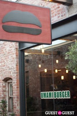 Guest of a Guest L.A. Screens Clueless at Umami Burger 