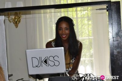 Beauty and the Beach: Hosted by StyleCaster, Presented by Dove Hair