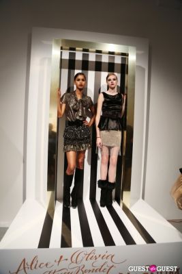 yigal azrouel in [NYFW] Day 6 - Alice and Olivia SP 2013 Presentation