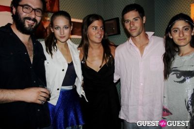 leelee sobieski in Party for the Pelicans
