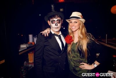 ashley parker in Taka Taka: Mexican Sushi + Japanese Tacos Day of the Dead Grand Opening