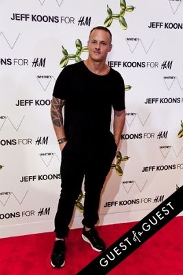 alejandro ingelmo in Jeff Koons for H&M Launch Party