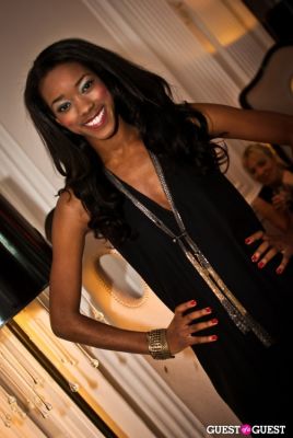 asia odum in The Styleliner At The W