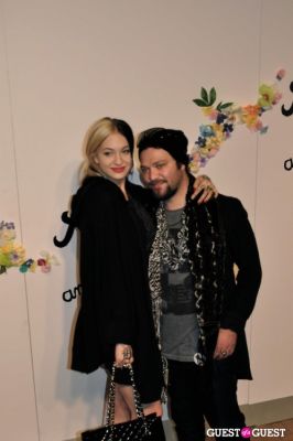 bam margera in Alice and Olivia