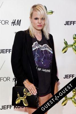 becka diamond in Jeff Koons for H&M Launch Party