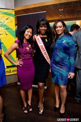 becky lee in Sip with Socialites & Becky's Fund Happy Hour