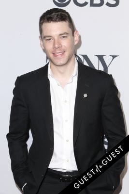 brian j.-smith in 2014 Tony Awards 